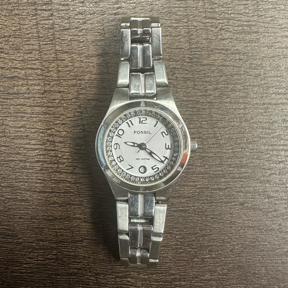 Fossil Stainless Steel Quartz Watch - Silver Tone - Sleek & Classic